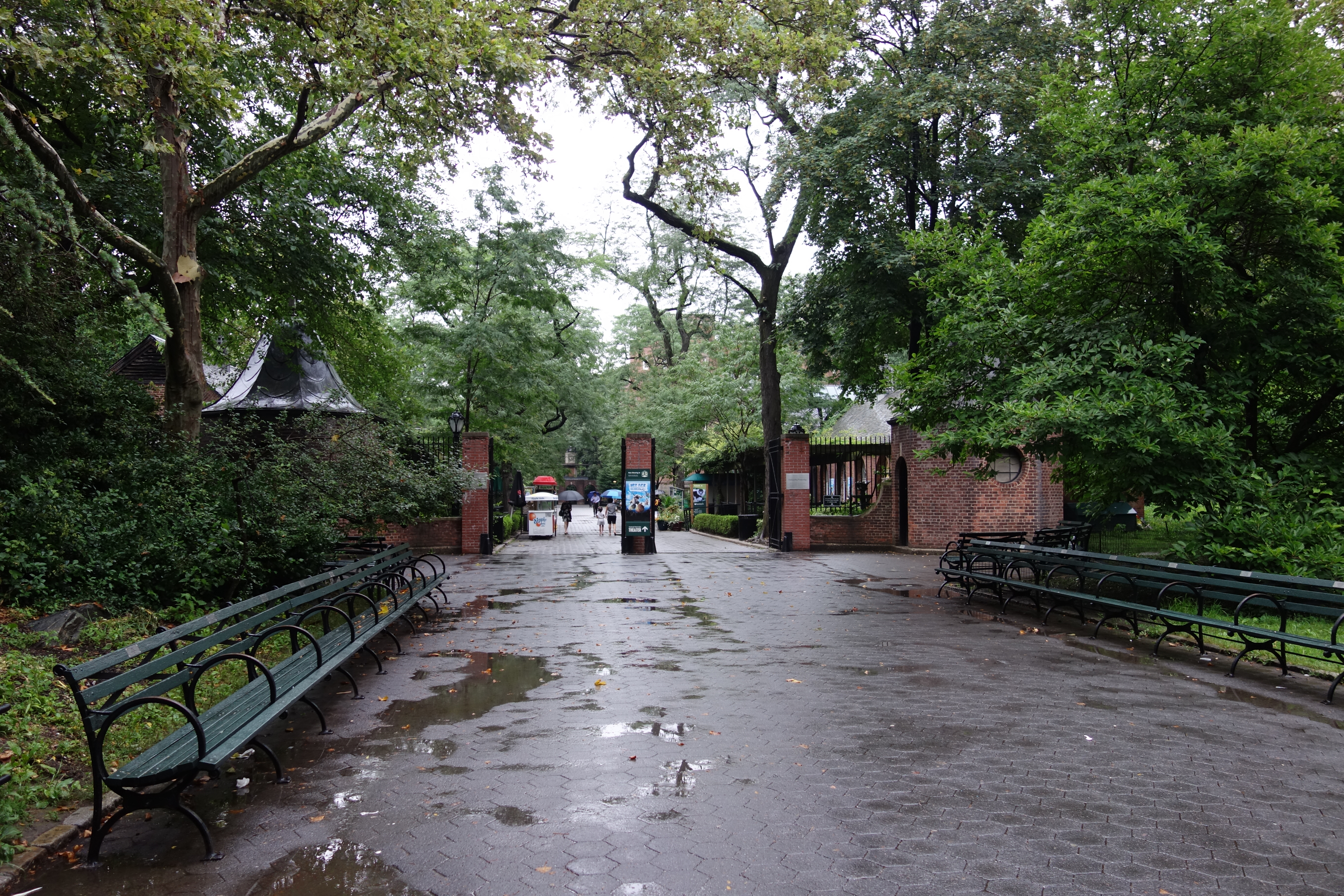 Is Central Park Zoo Indoors